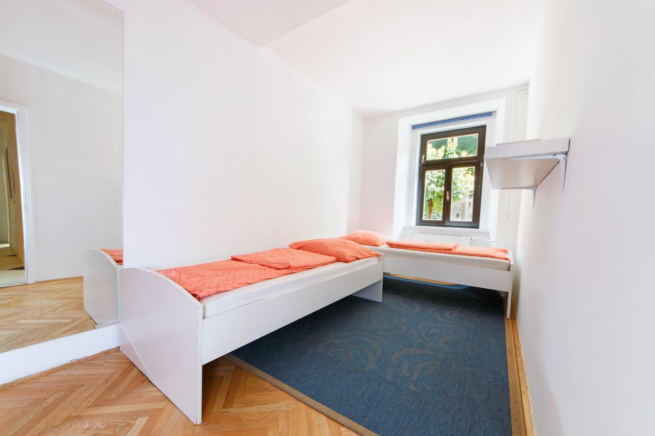 Apartments Vega Ljubljana Cameră foto